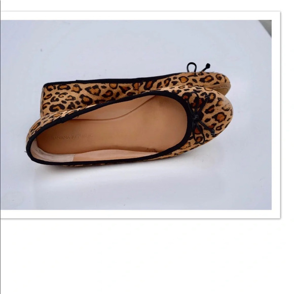 Banana Republic flats - Picture 2 of 8